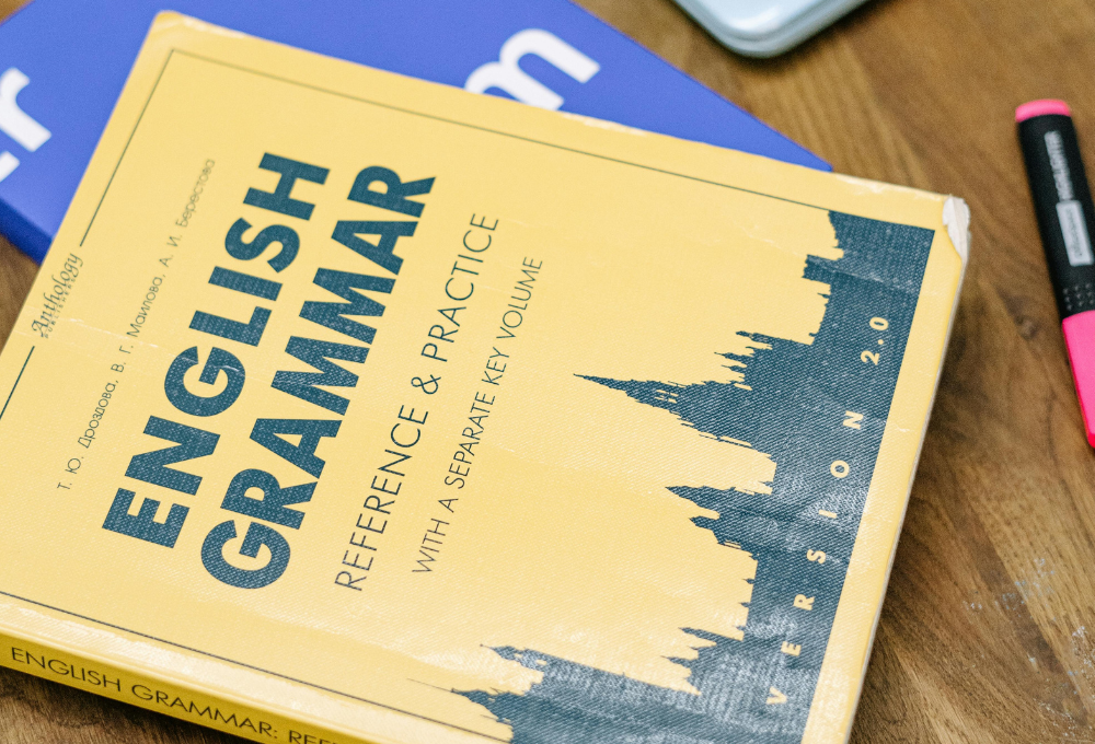 Las clases de inglés en Utah con programas flexibles y acreditados de UCEDA combinan educación de calidad, apoyo académico y un entorno ideal para el aprendizaje. Si deseas mejorar tu inglés y avanzar hacia nuevas oportunidades, UCEDA está lista para acompañarte. Da el siguiente paso hoy: