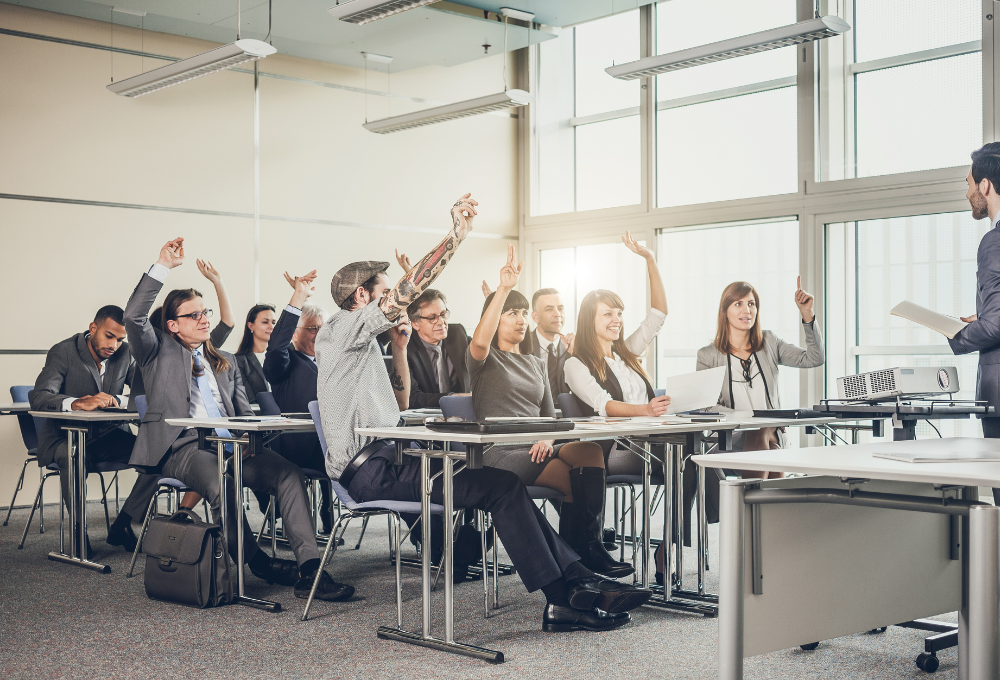 English Classes in Las Vegas for Building Confidence in Communication